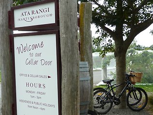 454049-escape-martinborough-wine