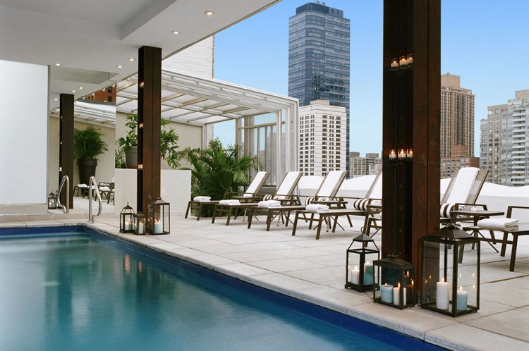 empire-hotel-pool-deck