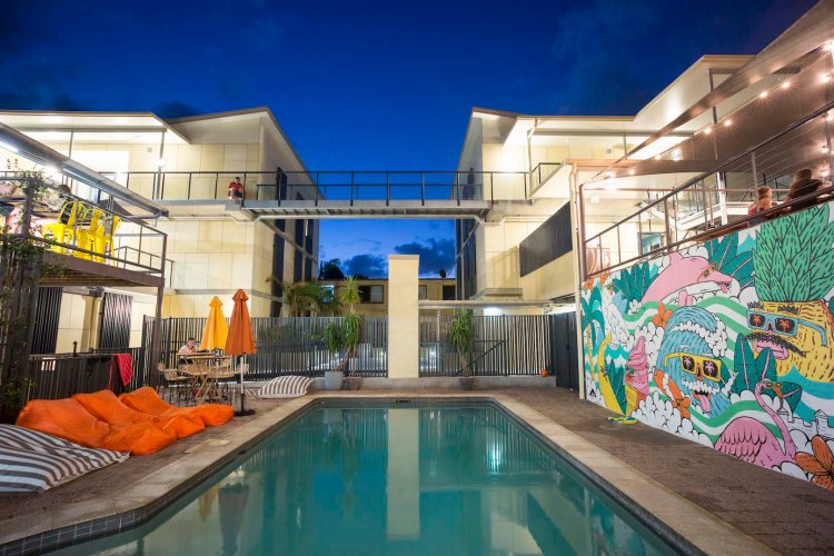 TravMedia_Australia_1272765_Byron Bay YHA_pool_2018 (36) (002)