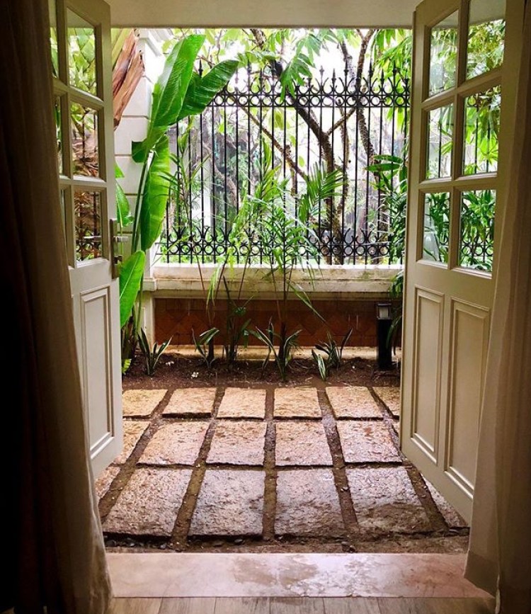 Afternoon rains at Sagon's Villa Song ...