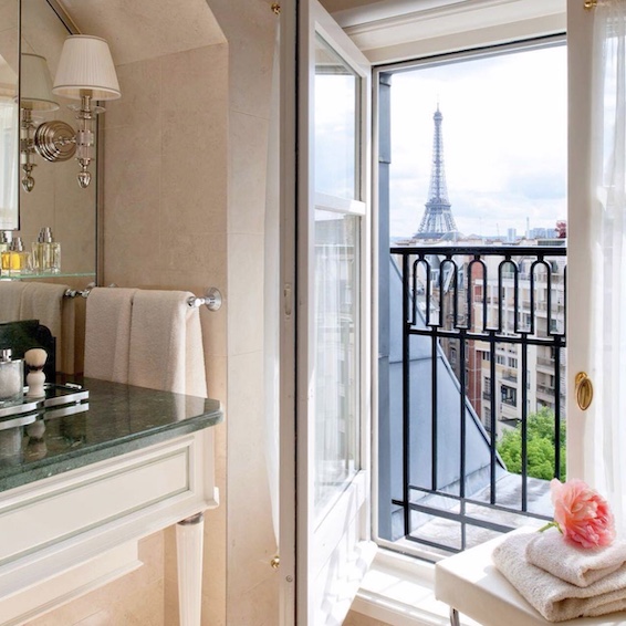 Four Seasons Paris ...